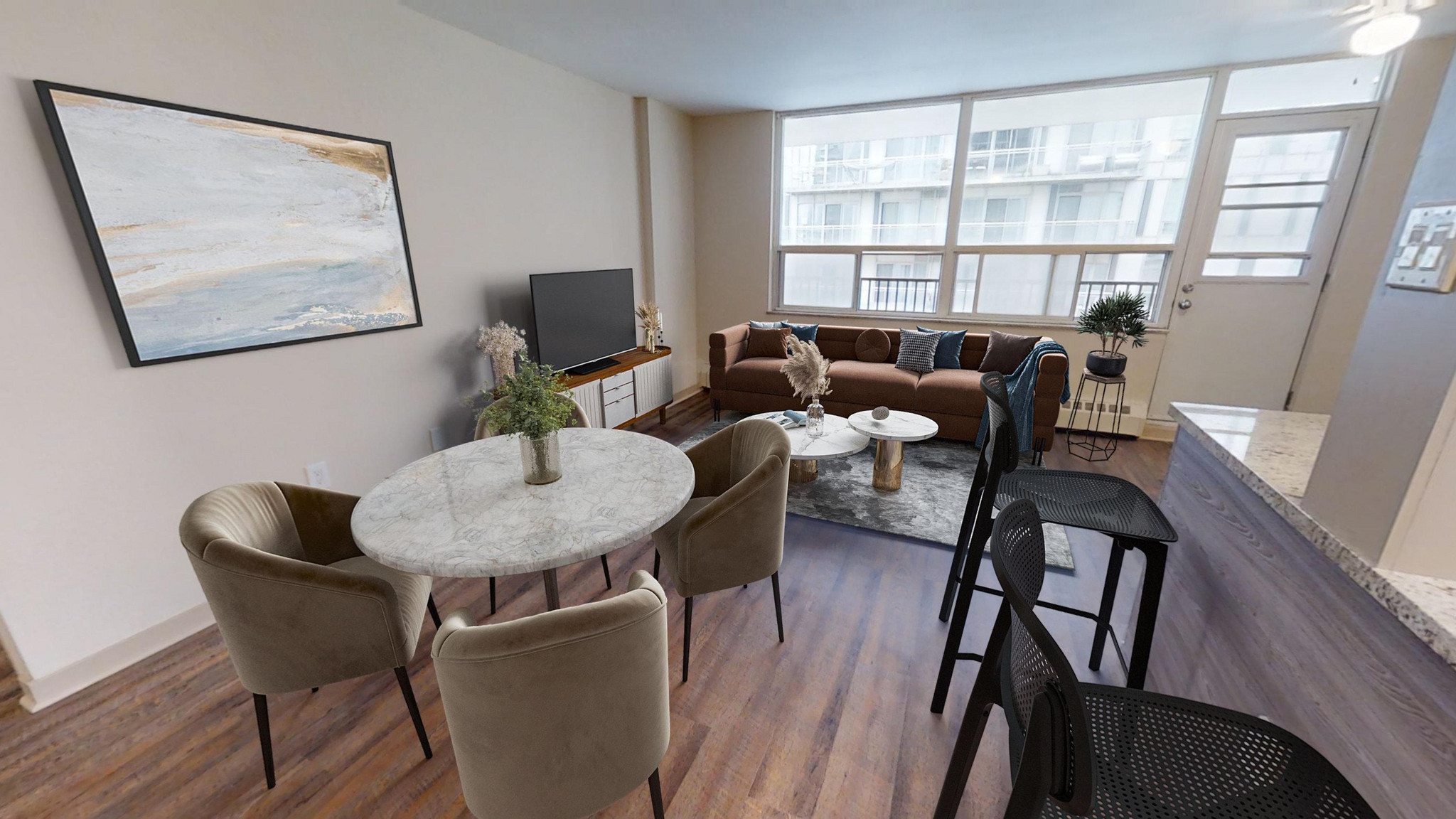 Redpath Tower - Yonge and Eglinton - Photo 3