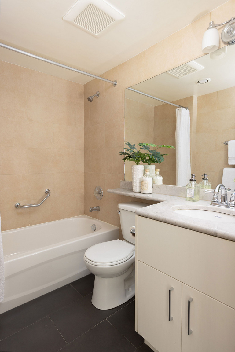 The Q Apartments - Photo 9