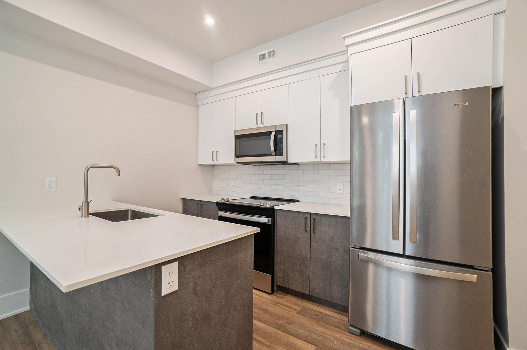 404 Eden Avenue - Photo 20