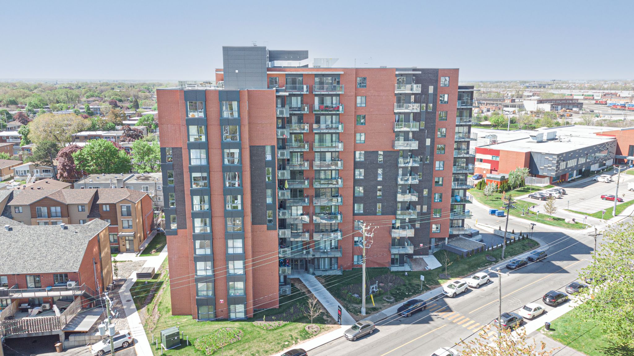 5792 Parkhaven