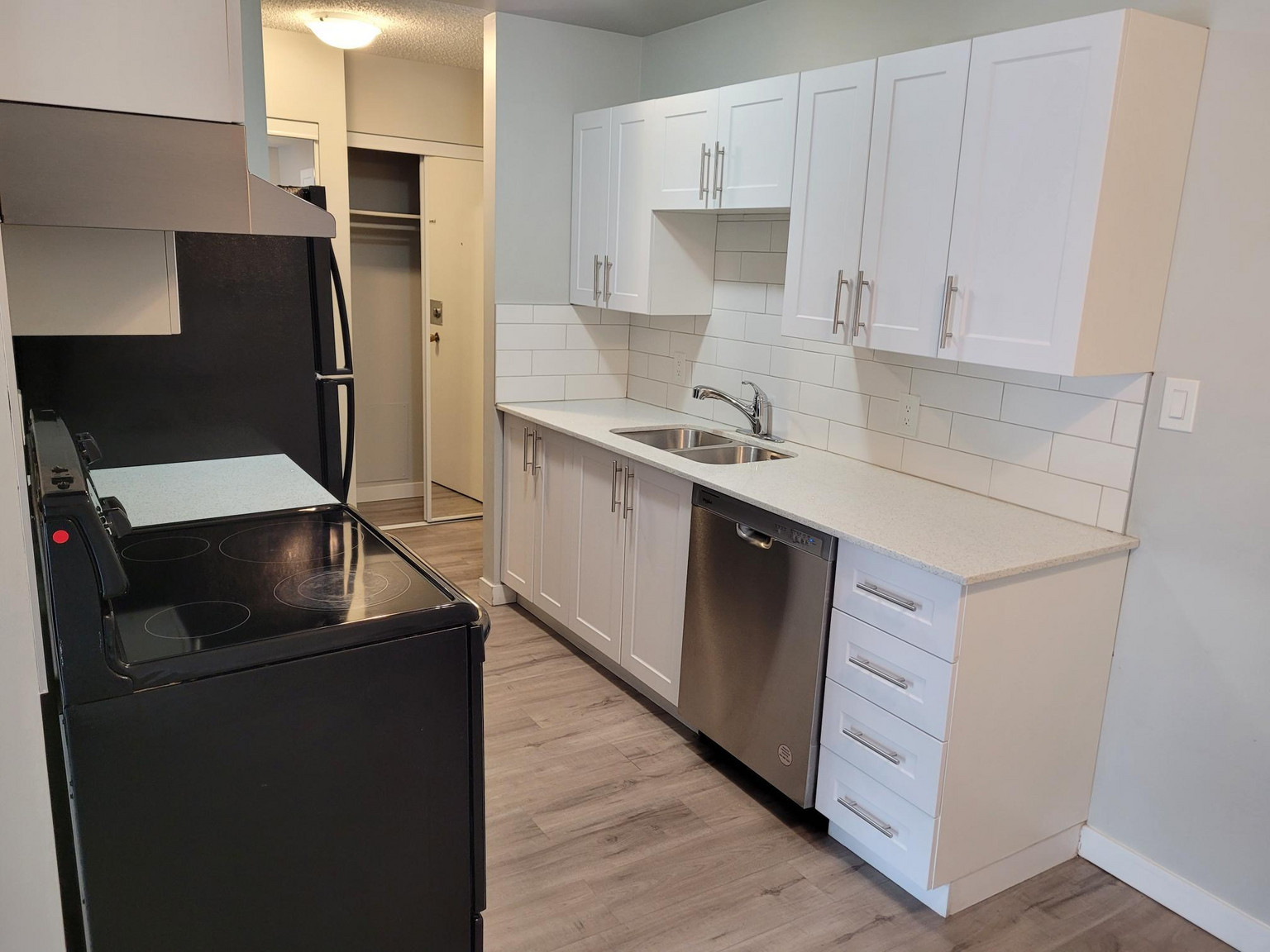 Century Plaza 12915/25 65 St in Belvedere ***1 & 2bdr Units + Walking Distance to Transit - Photo 9