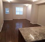 Beautiful 3 Bedroom Townhouse in Walker Lakes - Photo 3