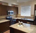 Beautiful 3 Bedroom Townhouse in Walker Lakes - Photo 4