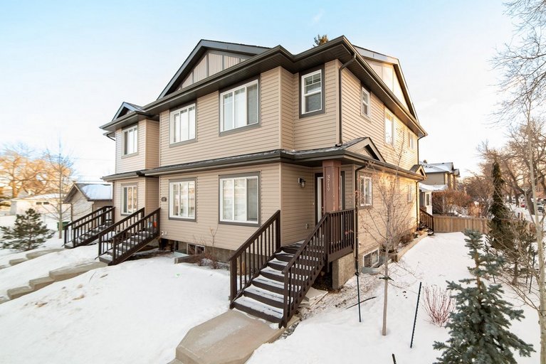 3719 119 Avenue -Townhouse in Beacon Heights