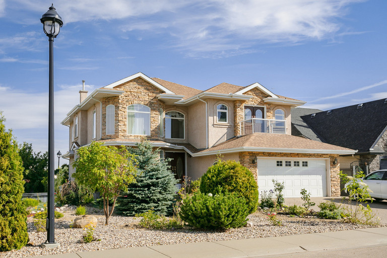 3 Bed Basement in Blackmud Creek Cornerstone Management