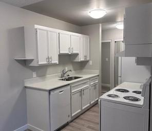 Century Plaza 12915/25 65 St in Belvedere ***1 & 2bdr Units + Walking Distance to Transit
