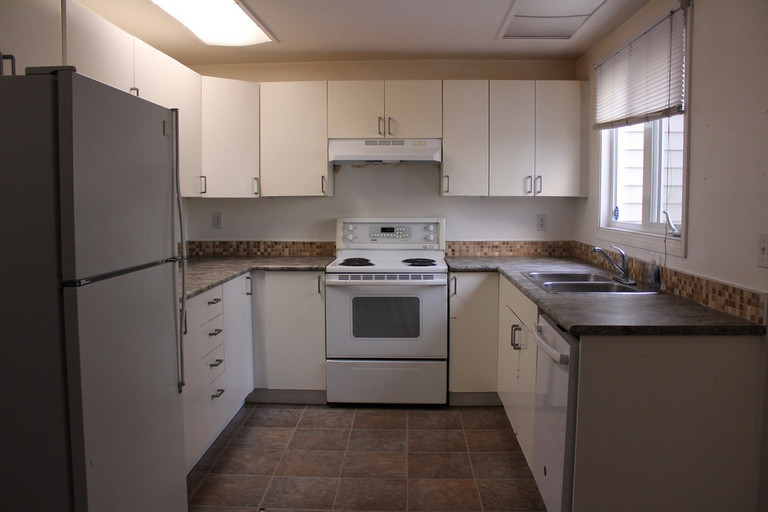 6742 36A Avenue - Townhouse in Lee Ridge