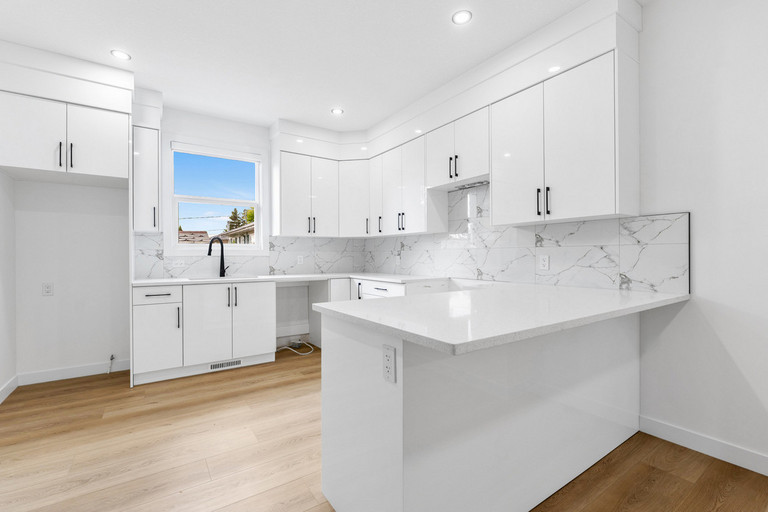 10915 159 Street NW, Mayfield, West Edmonton, AB