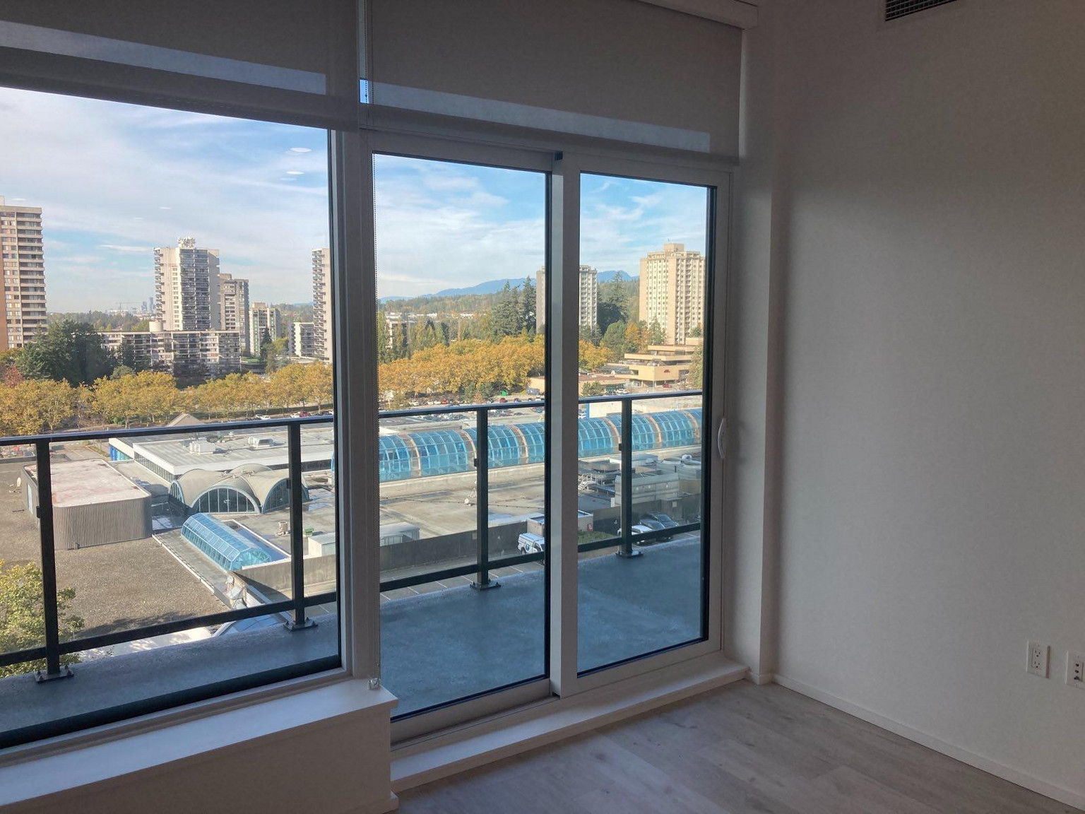 (ID#182) LOUGHEED 1BR CONDO - Photo 32