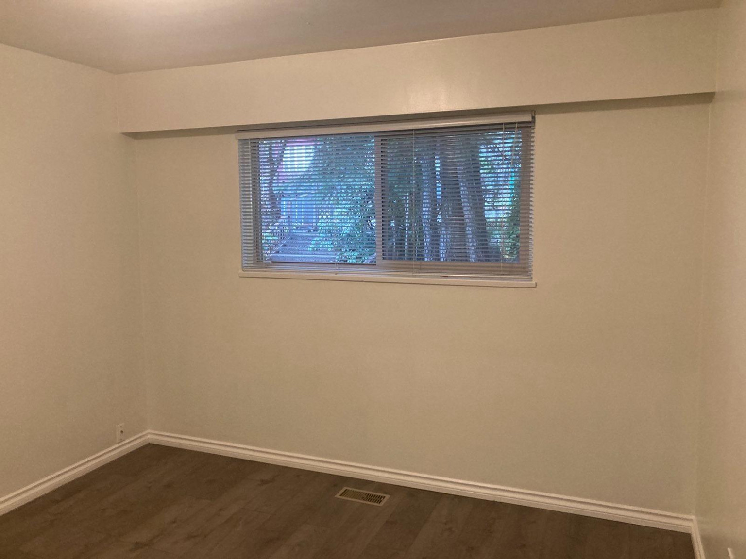 (ID#183) CAPITOL HILL 4BR, 2BA Home - Photo 18