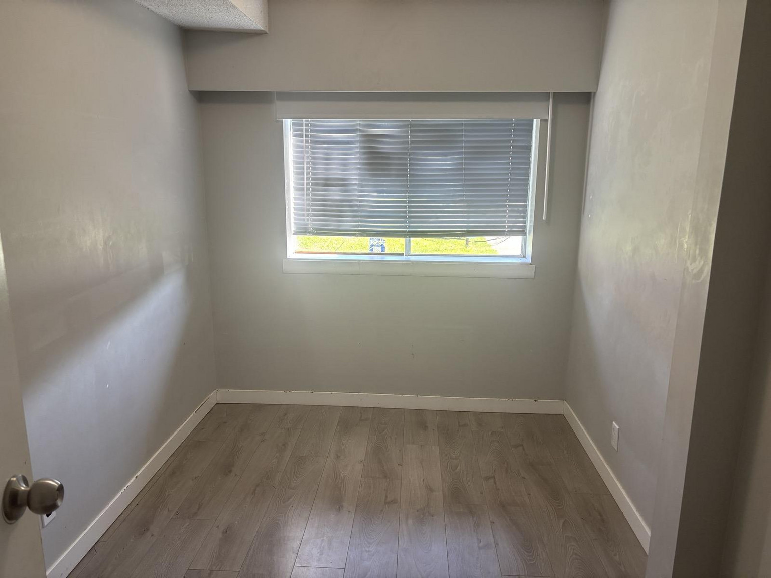[ID#190] Willingdon Heights 3BR Garden Suite - Photo 18