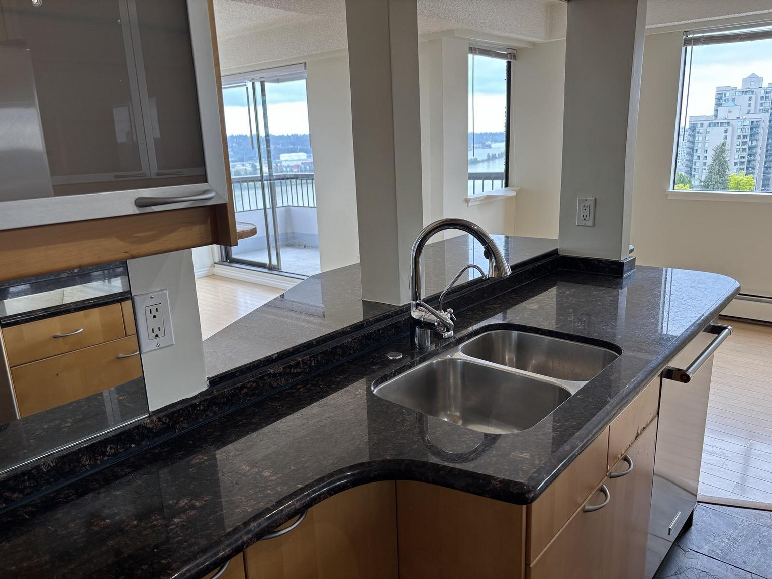 [ID#028] NEW WEST 2BR w/ views of Fraser River - Photo 14
