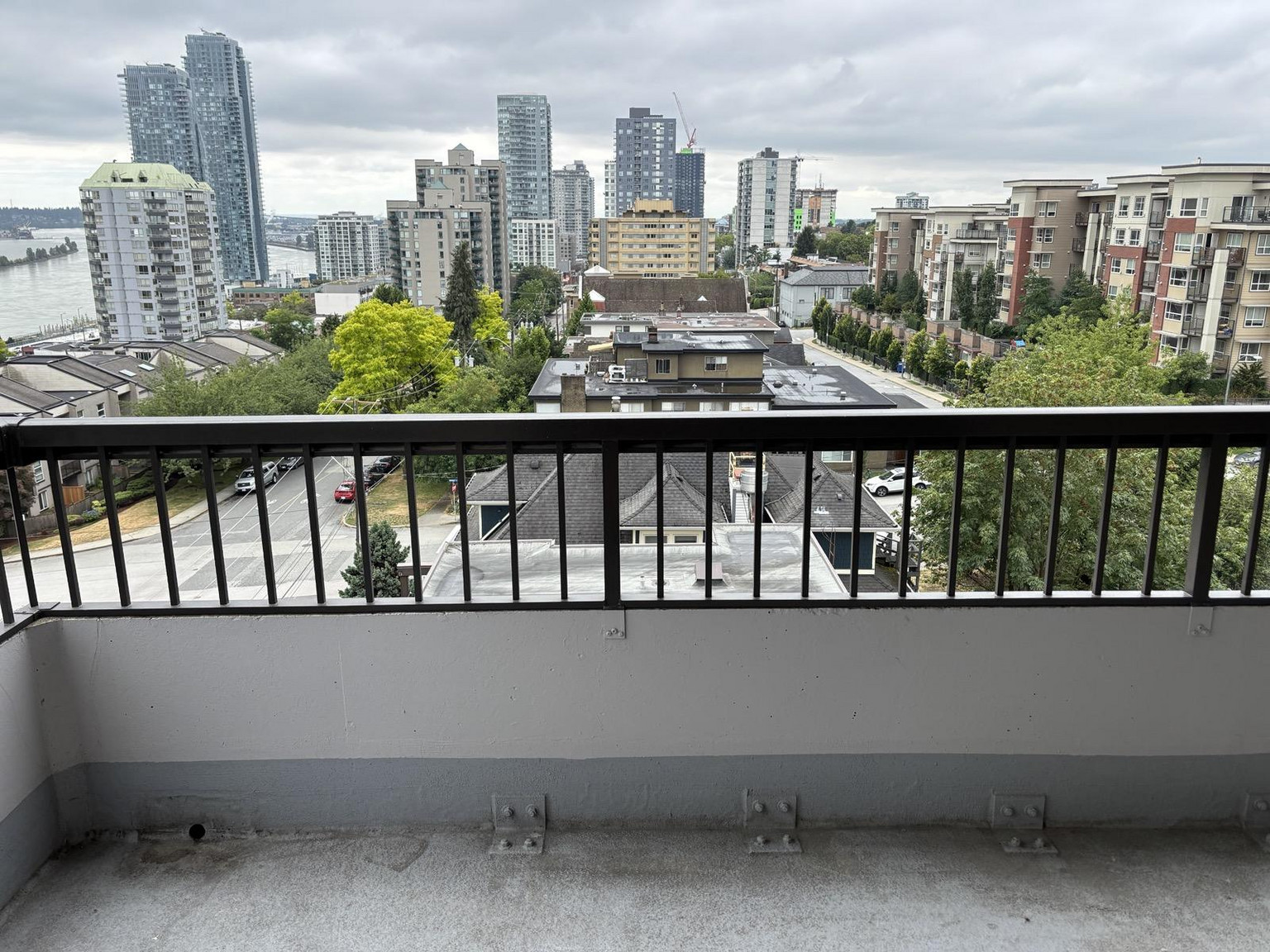[ID#028] NEW WEST 2BR w/ views of Fraser River - Photo 26