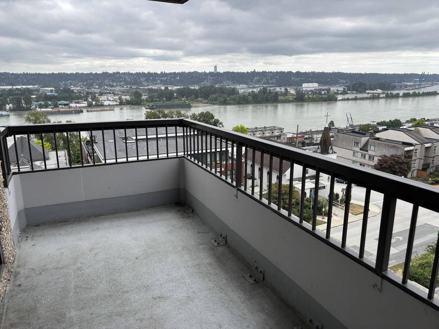 [ID#028] NEW WEST 2BR w/ views of Fraser River - Photo 28