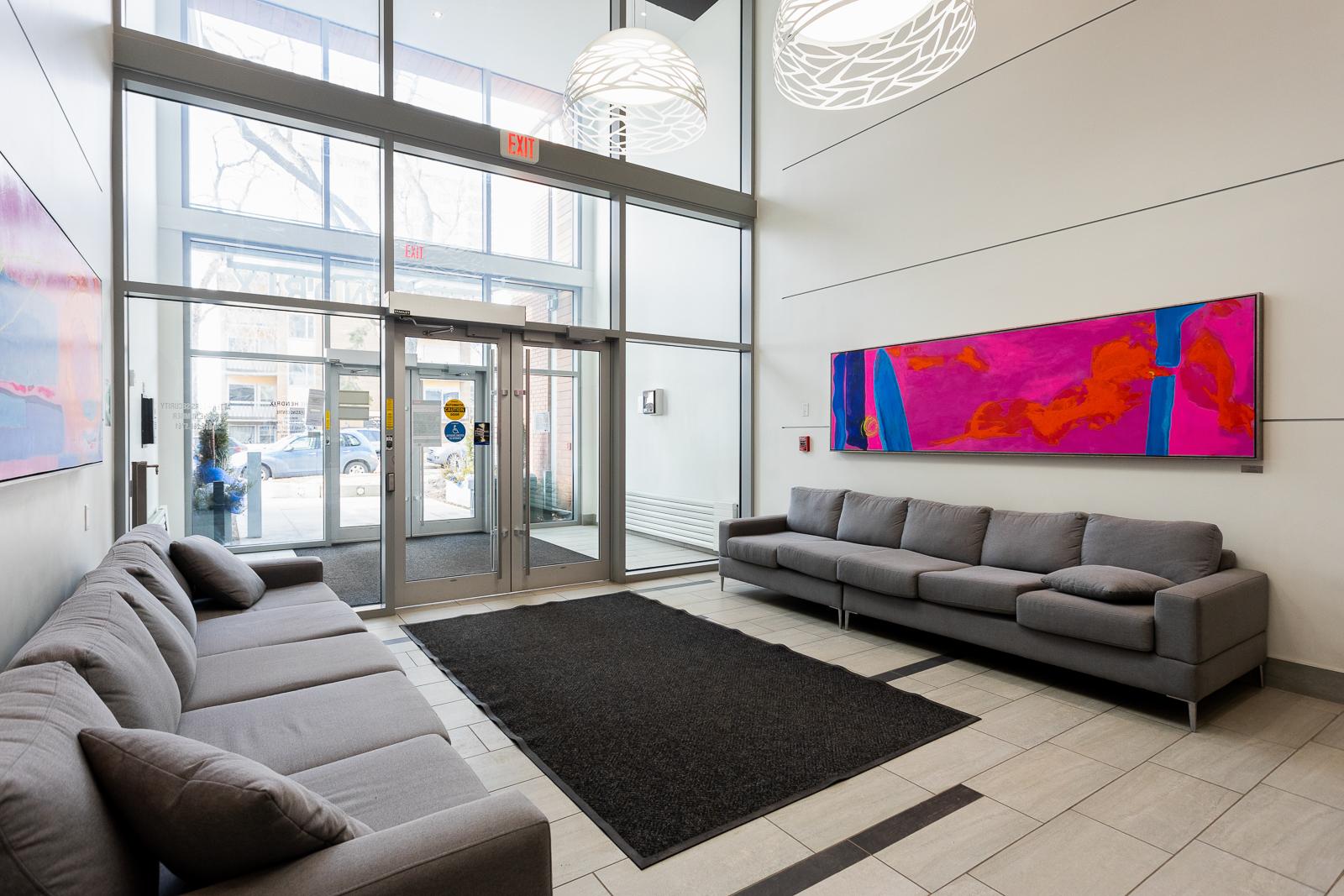 Modern Apartment in Edmonton | Utilities Included - Photo 32