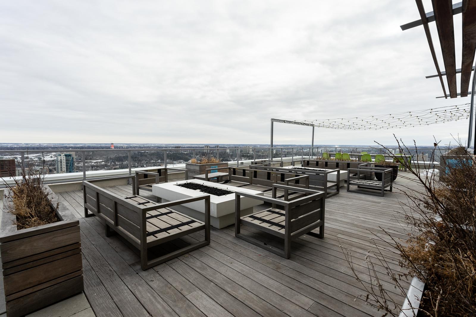 Modern Apartment in Edmonton | Utilities Included - Photo 29