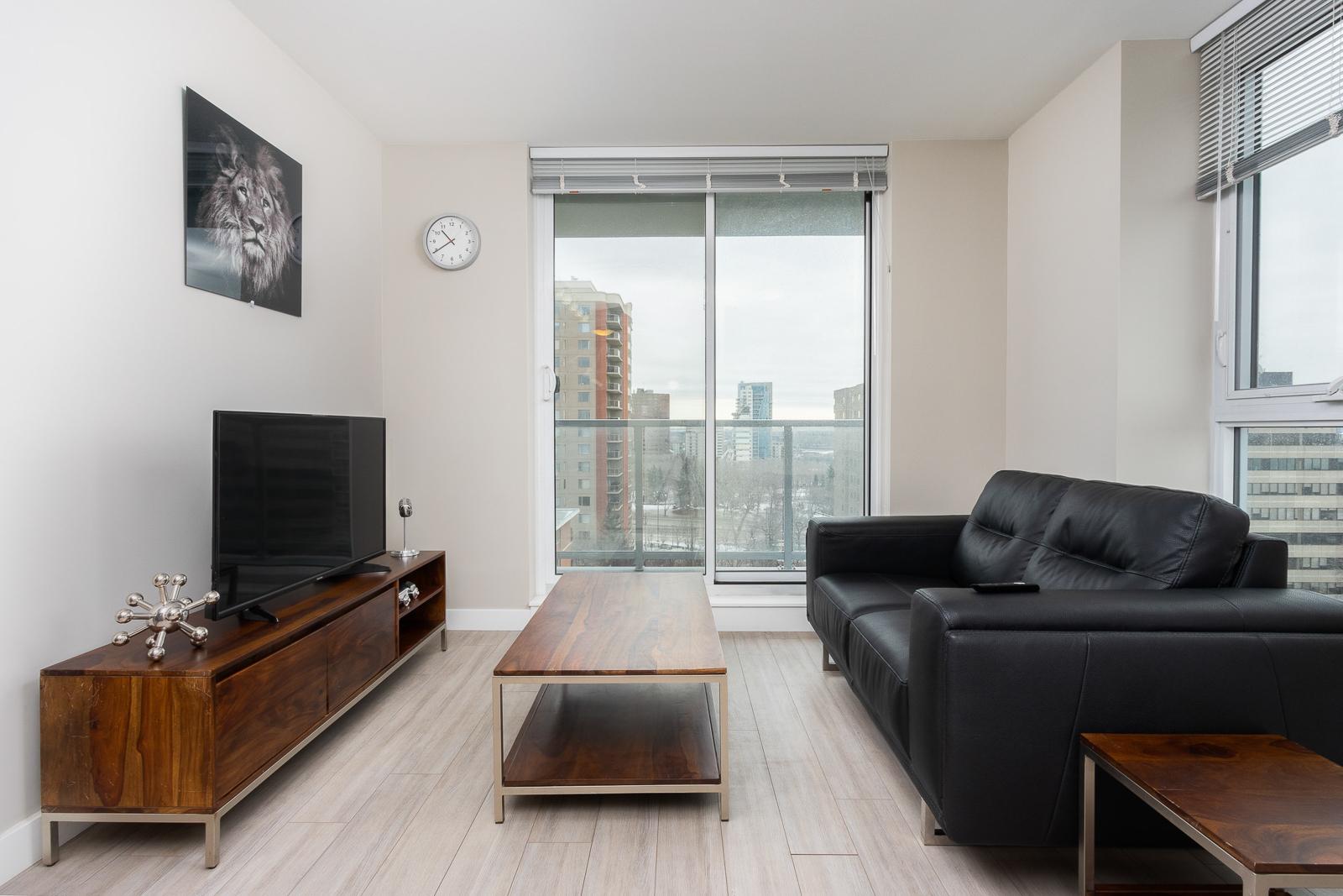 Modern Apartment in Edmonton | Utilities Included - Photo 5