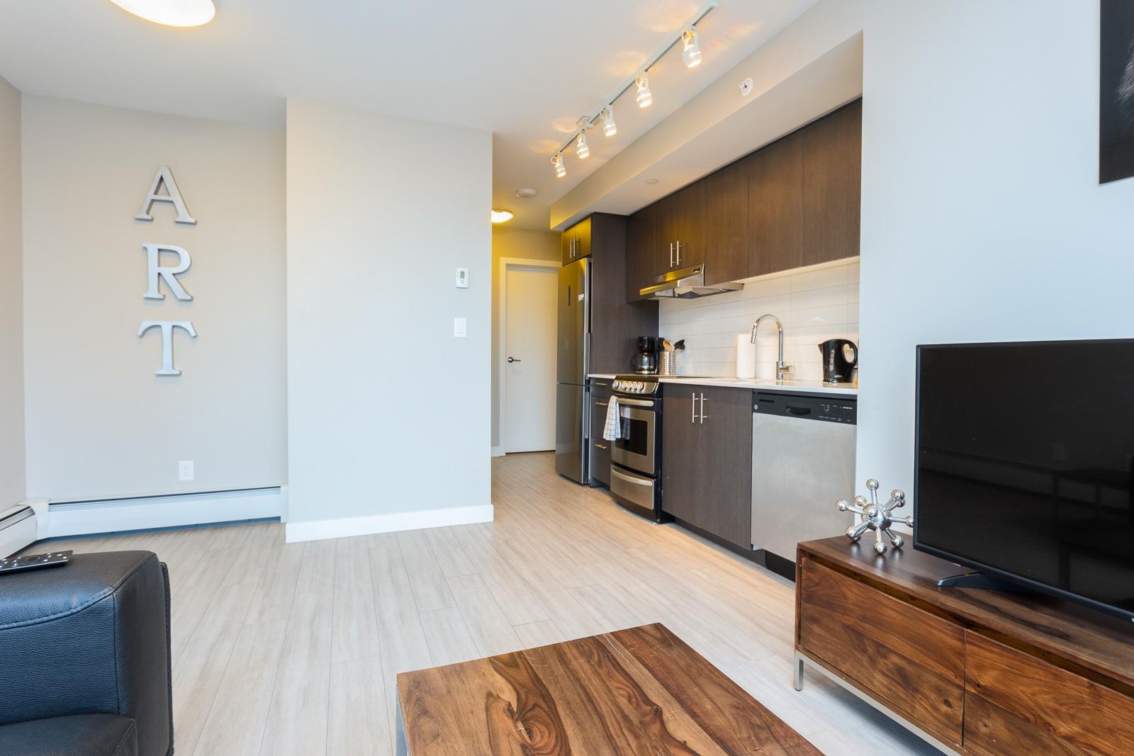 Modern Apartment in Edmonton | Utilities Included - Photo 7