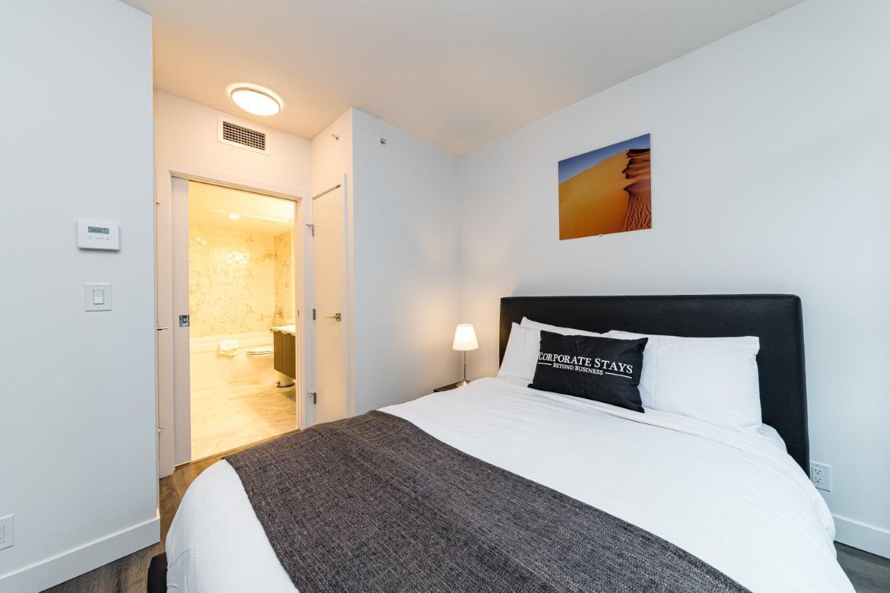 Furnished Apartment in Downtown Vancouver | All Inclusive - Photo 13