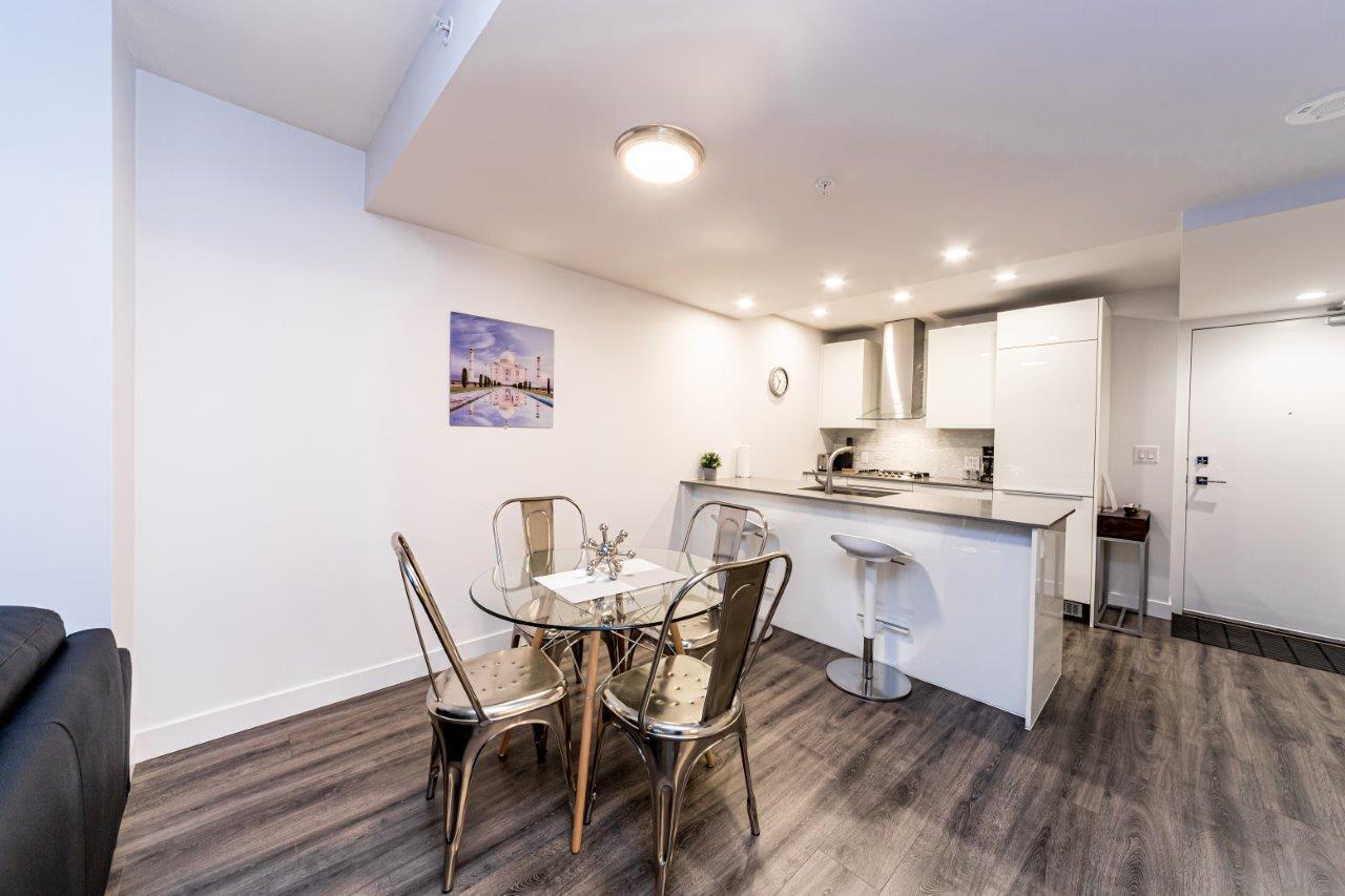 Furnished Apartment in Downtown Vancouver | All Inclusive - Photo 5