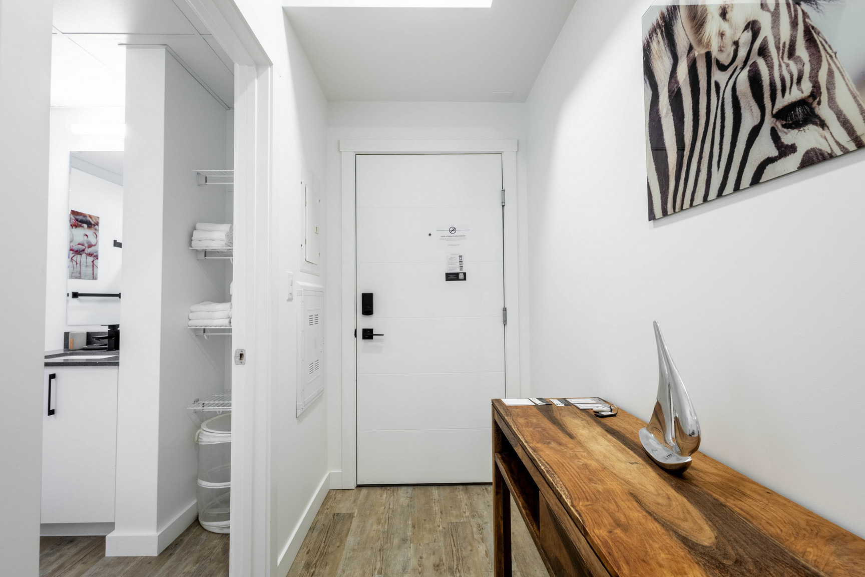 Furnished Apartment in Regina | Flexible Lease | Utilities Included - Photo 26
