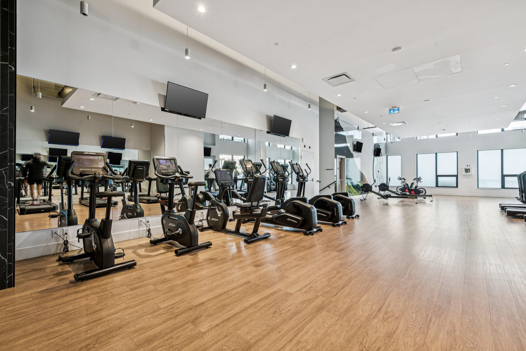 Modern Apartment in Calgary | All Inclusive - Photo 20