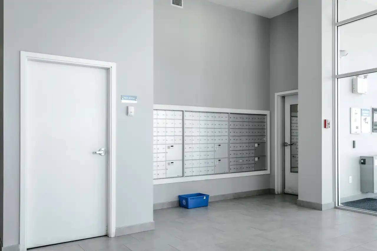 Modern Apartment in Edmonton | Fully Furnished | Utilities Included - Photo 14