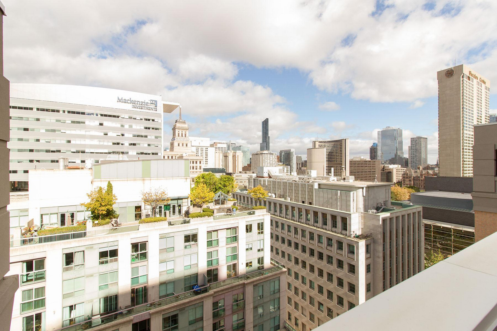 Modern Executive Suite in Toronto | All Inclusive - Photo 15