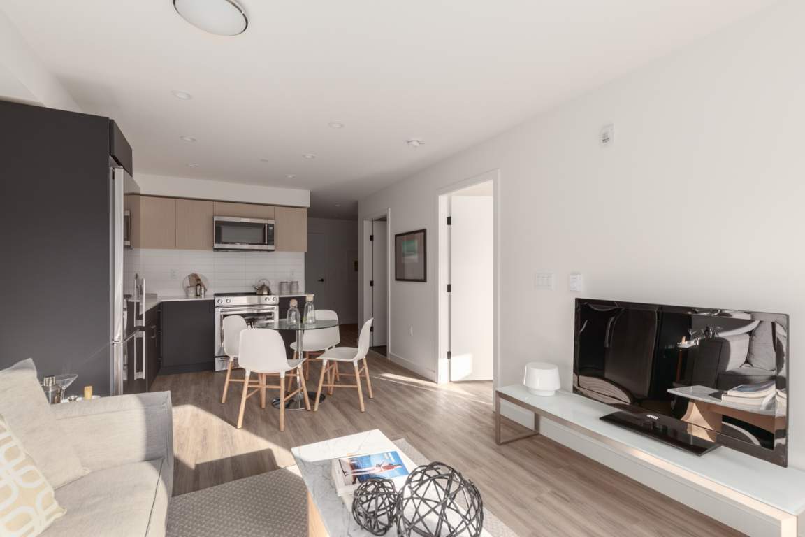 Conrad Apartments - Photo 7