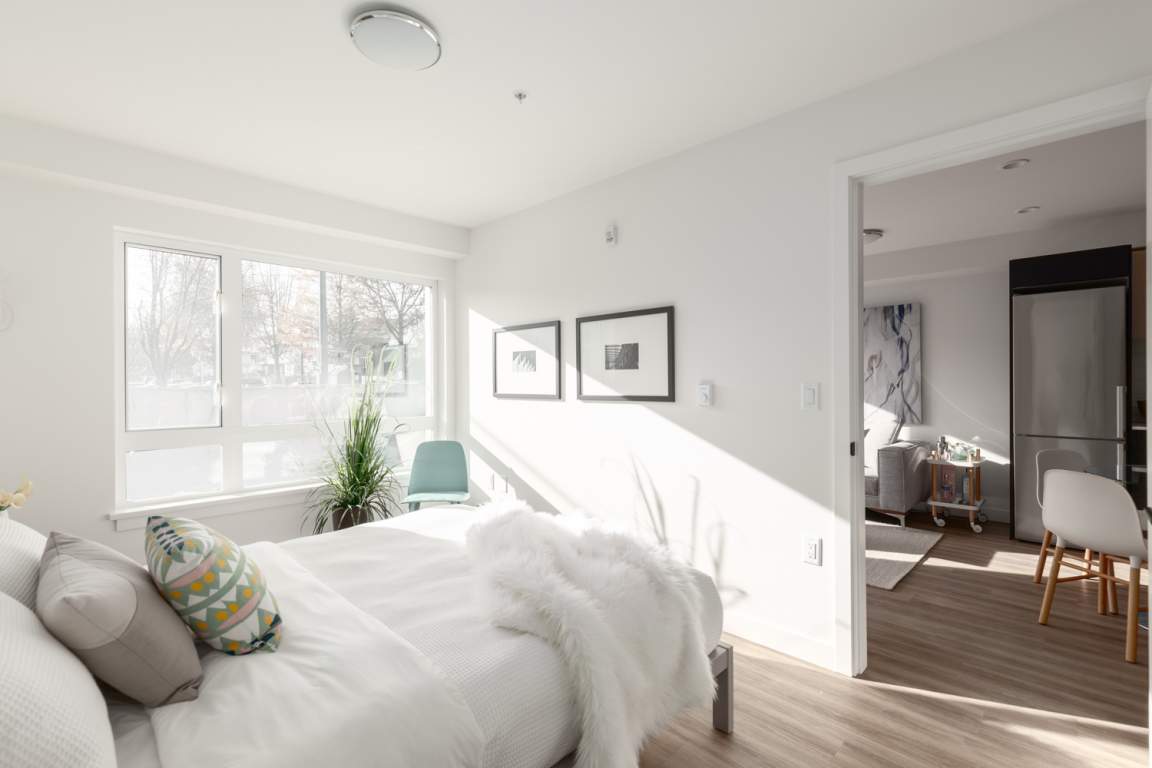 Conrad Apartments - Photo 9