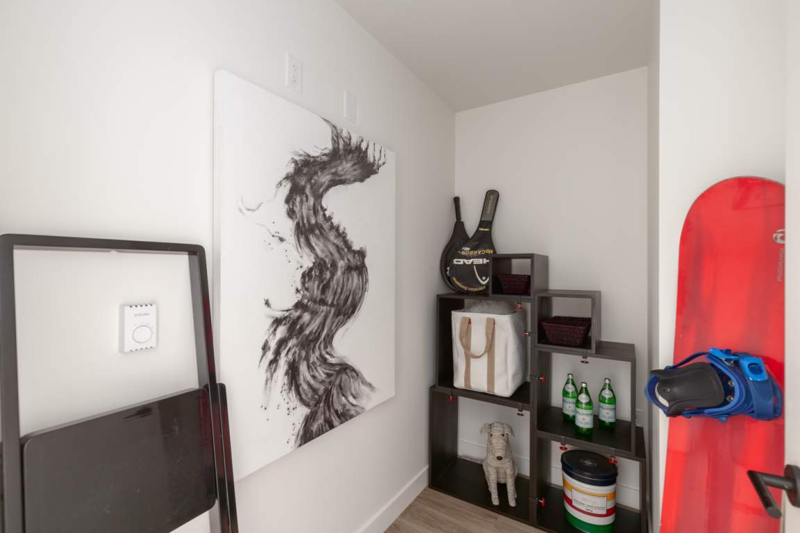 Conrad Apartments - Photo 13
