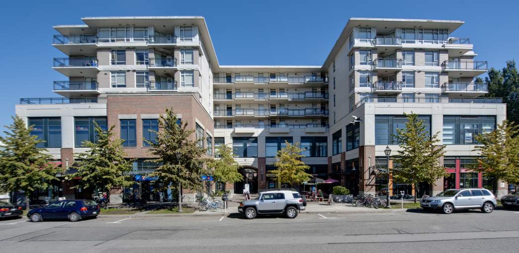 University MarketPlace Apartments