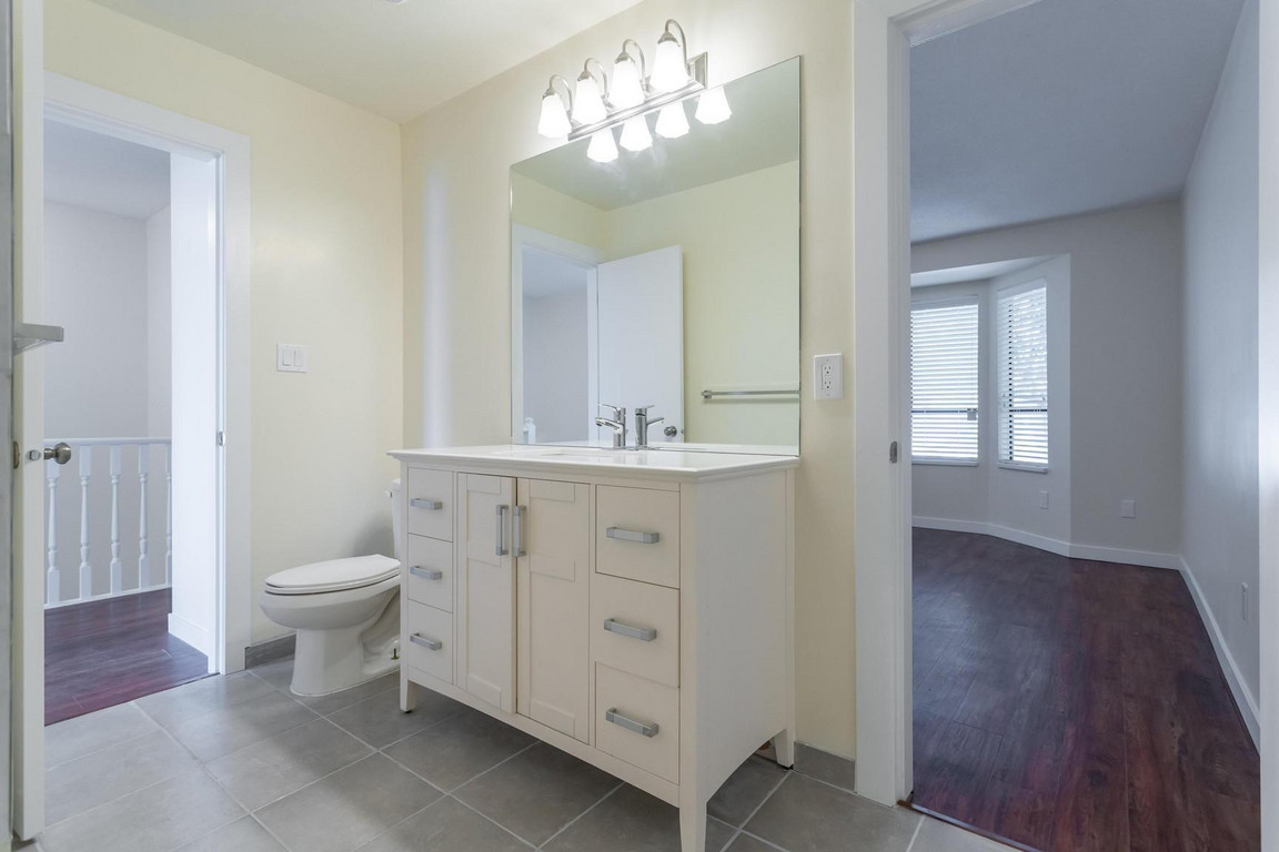 Abbey Glenn Townhomes - Orchid