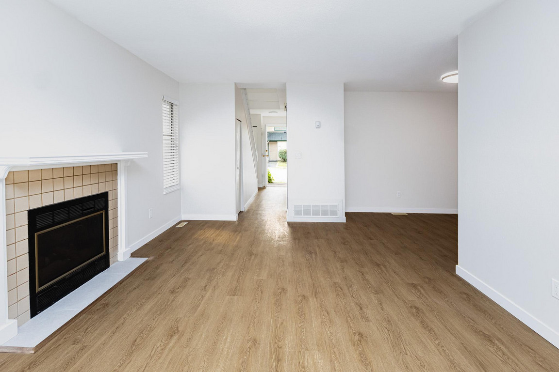 Abbey Glenn Townhomes - Cedar