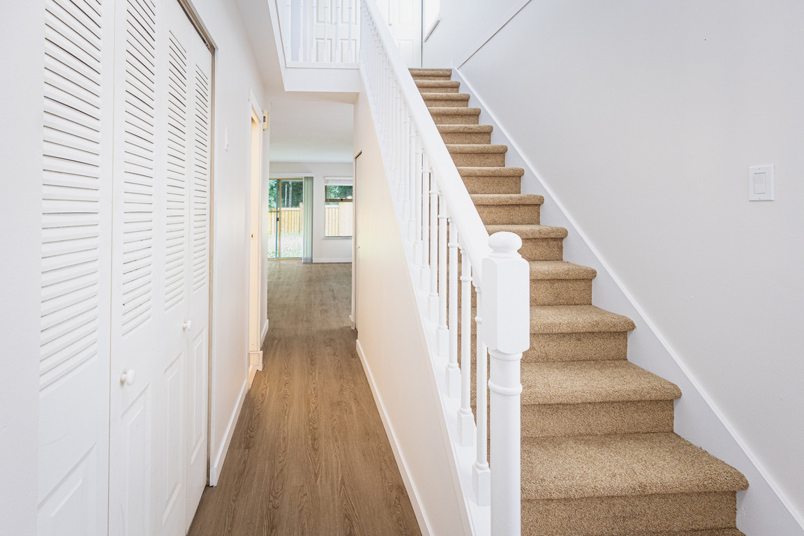 Abbey Glenn Townhomes - Cedar