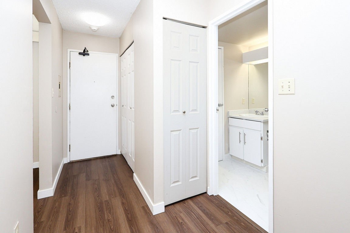 Elmwood Apartments