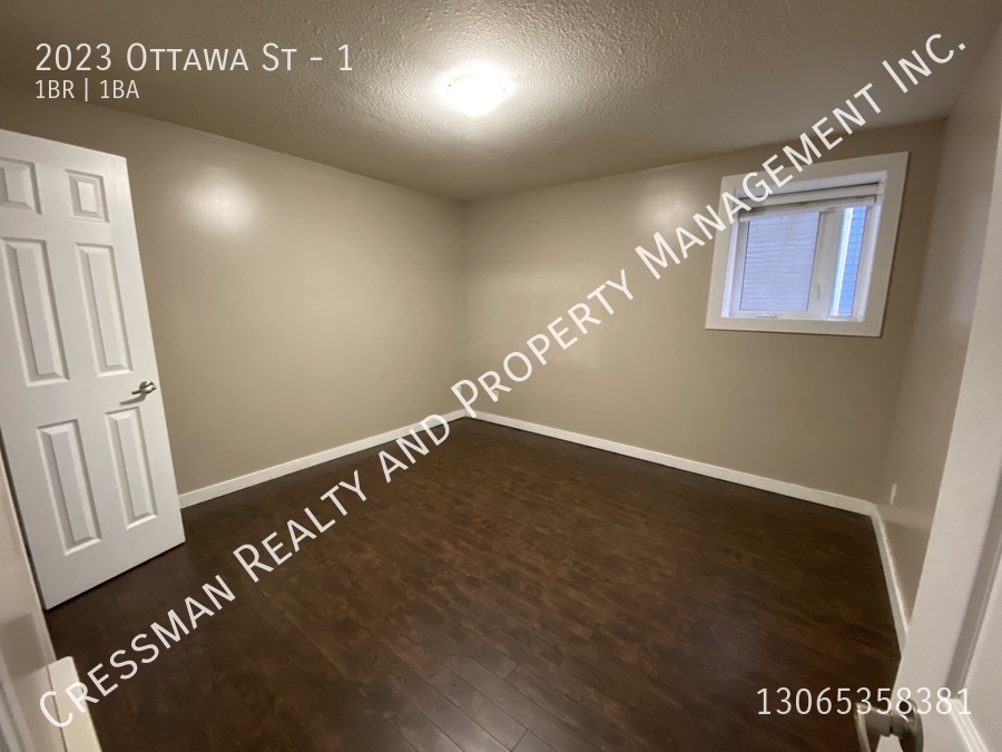 2023 Ottawa St - Photo 3