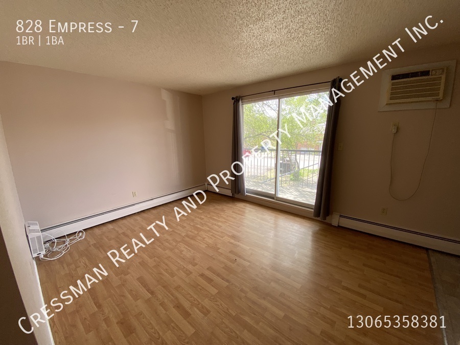828 Empress - Photo 7
