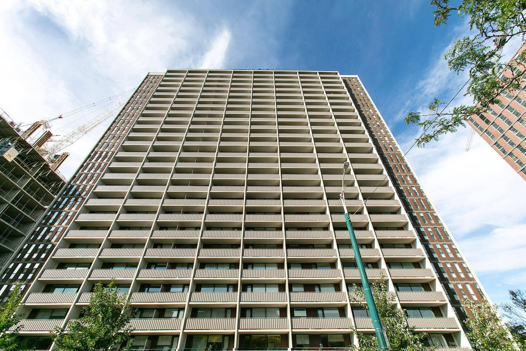 666 Spadina Ave 
