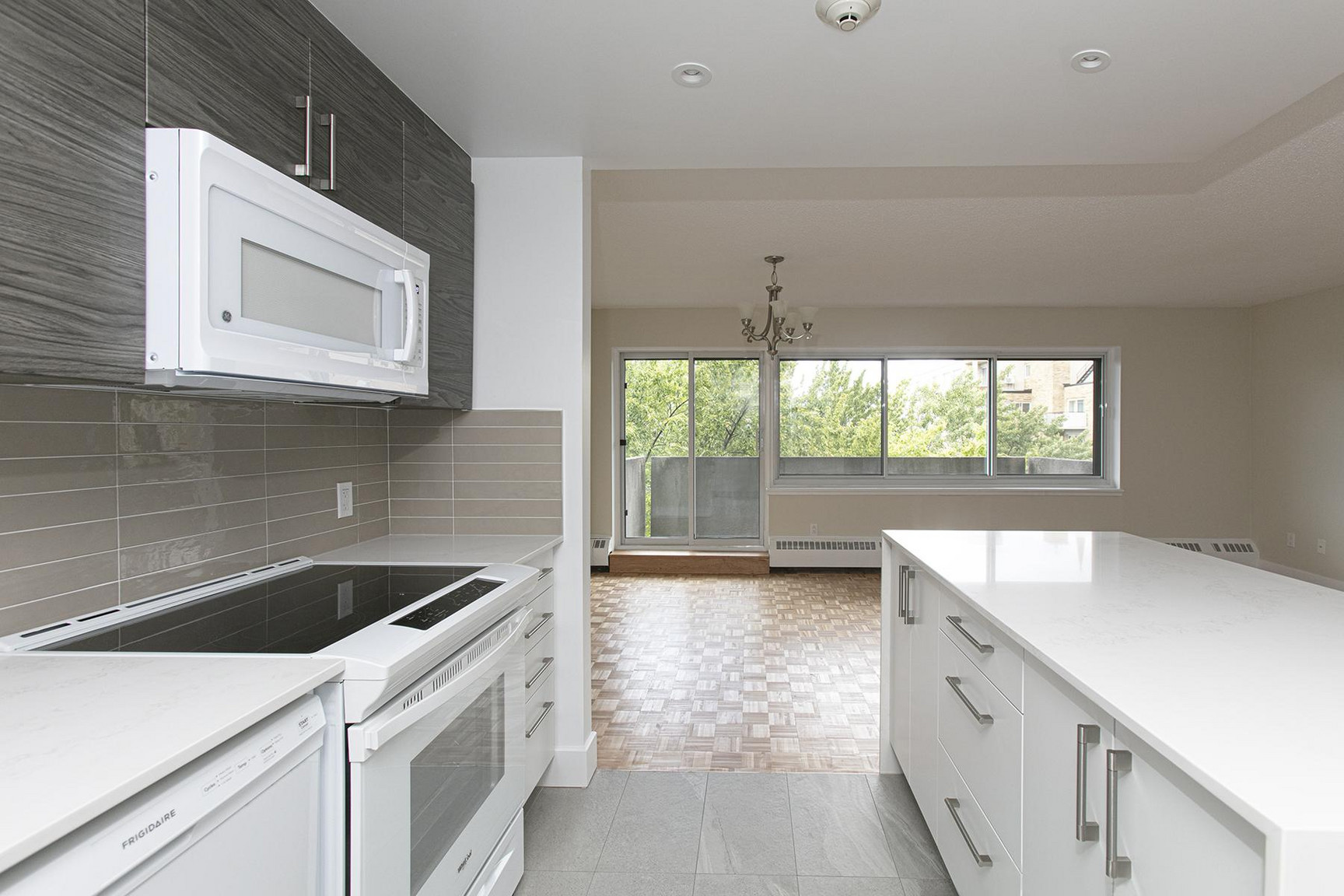 50 Avenue Willowdale — photo 3