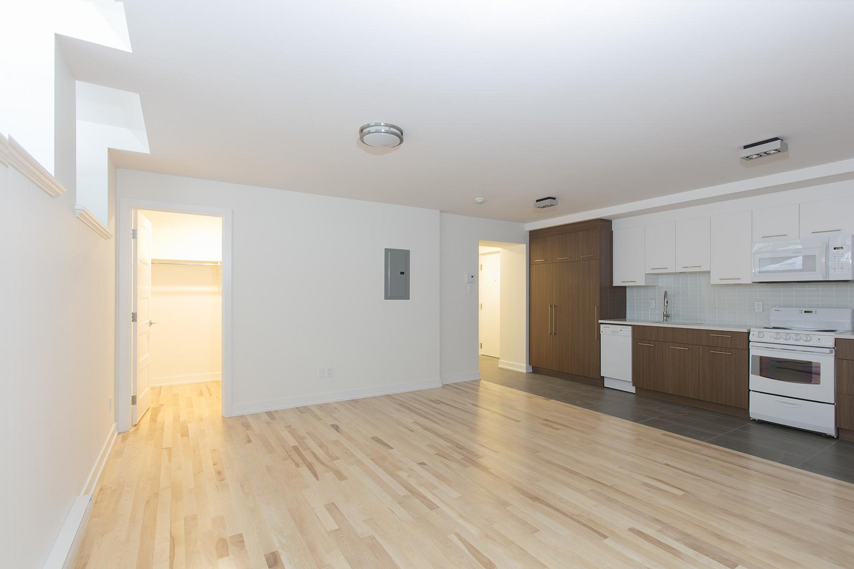 3025 Rue Sherbrooke Ouest — photo 2