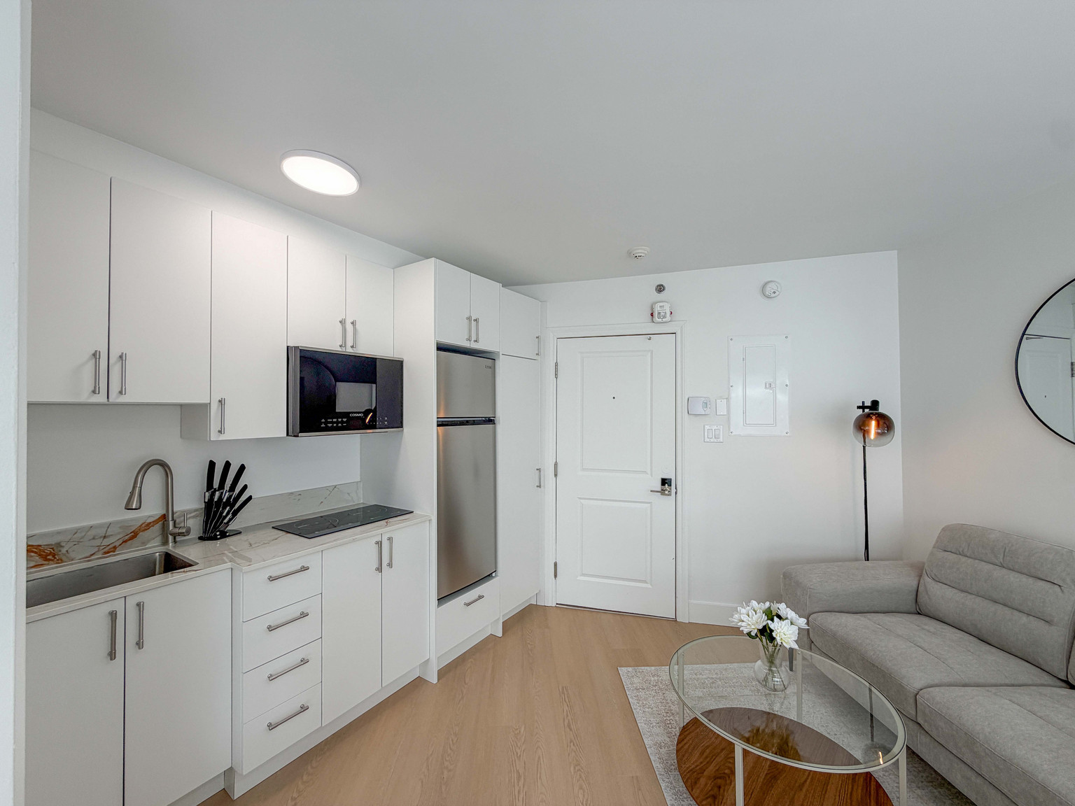 2145 Rue Fleury Est — photo 1