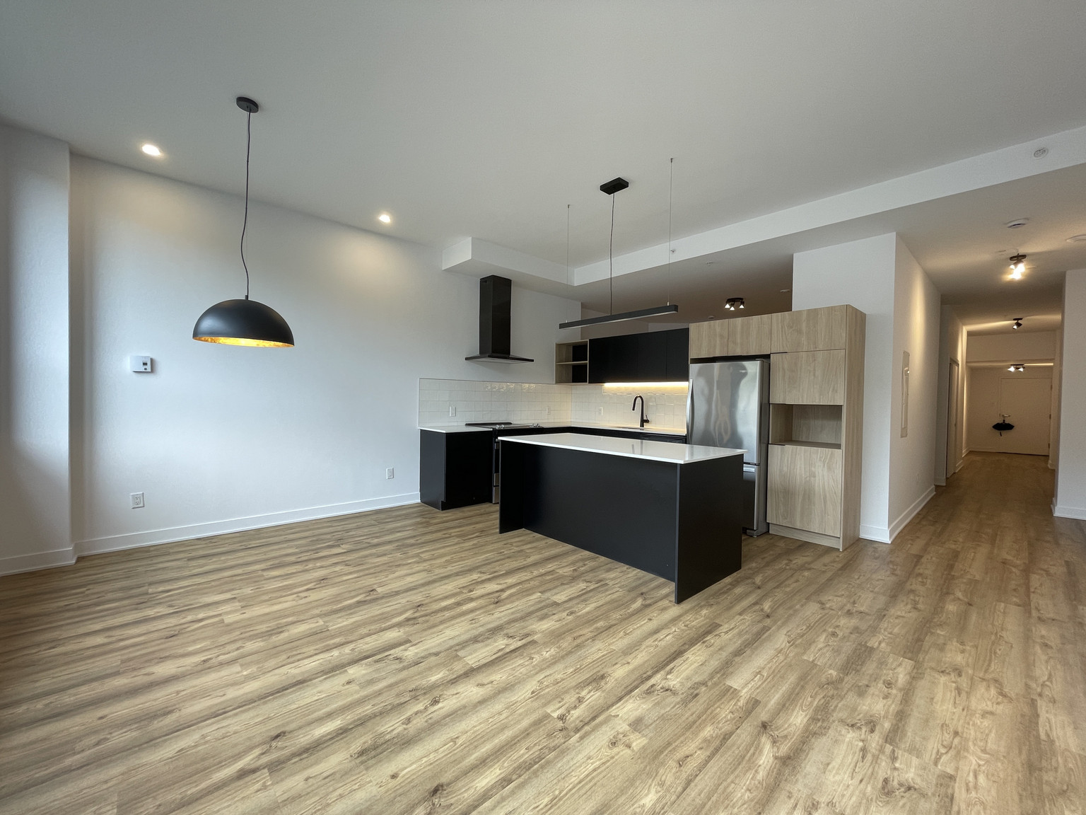 3555 Rue Saint-Antoine Ouest — photo 1
