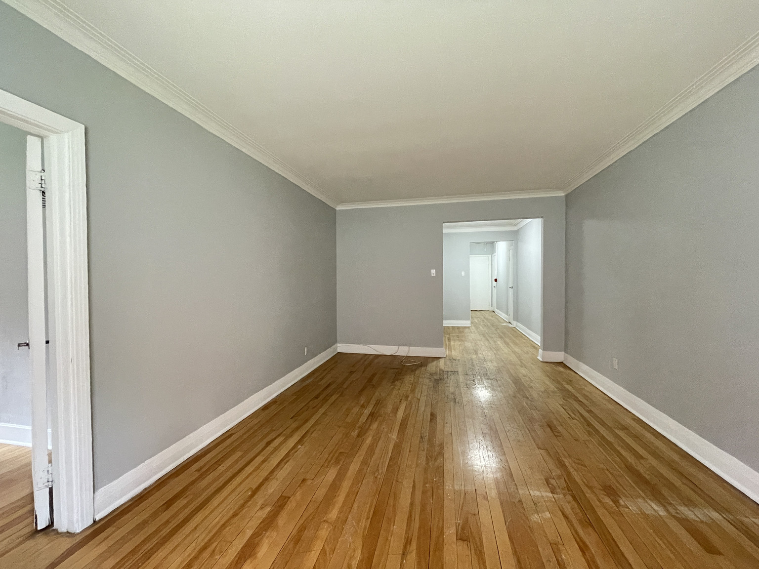 5025 Avenue Macdonald — photo 2