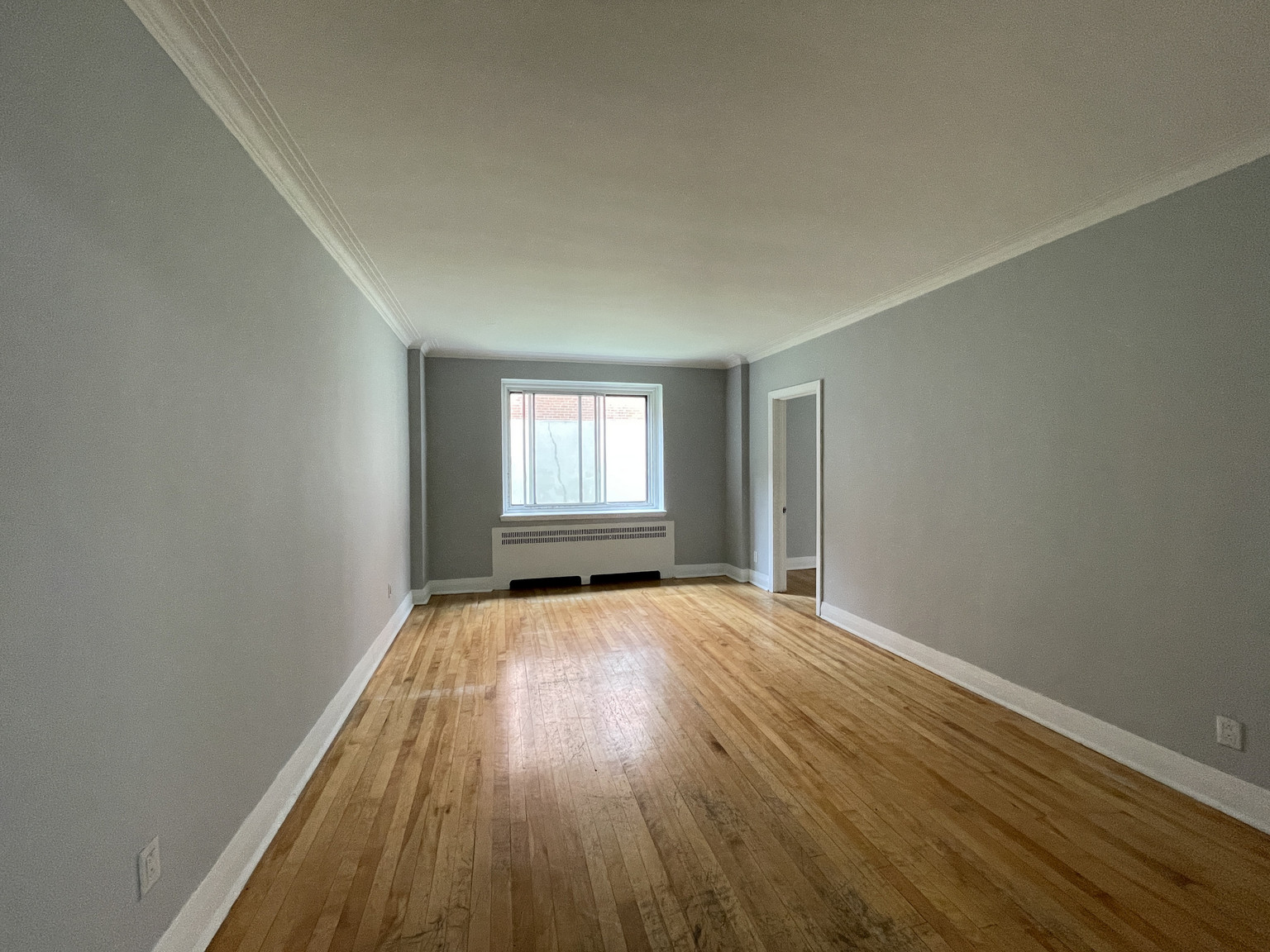 5045 Avenue Macdonald — photo 3