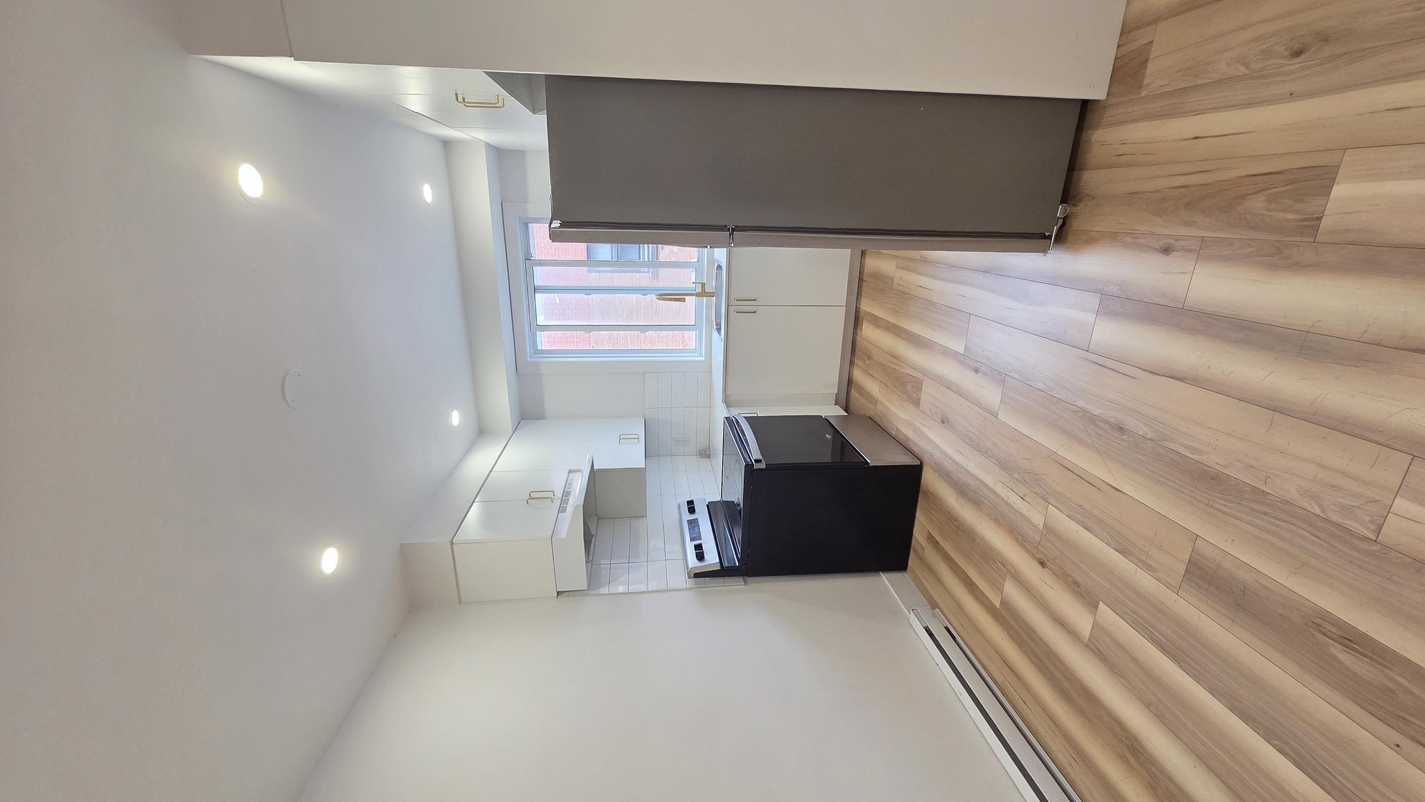 5200 Avenue West Hill — photo 2