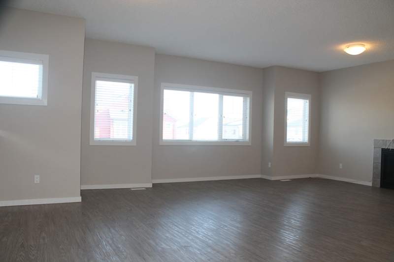 3940 Claxton Loop SW - Upper - Photo 12