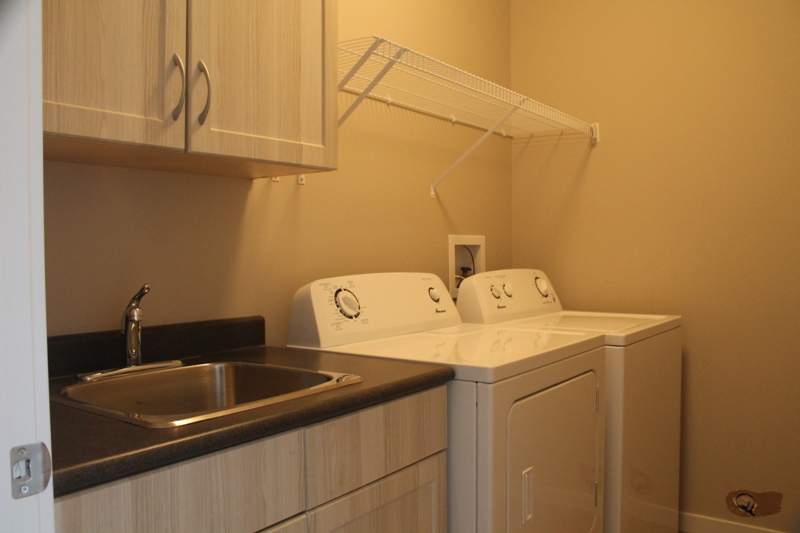3940 Claxton Loop SW - Upper - Photo 24
