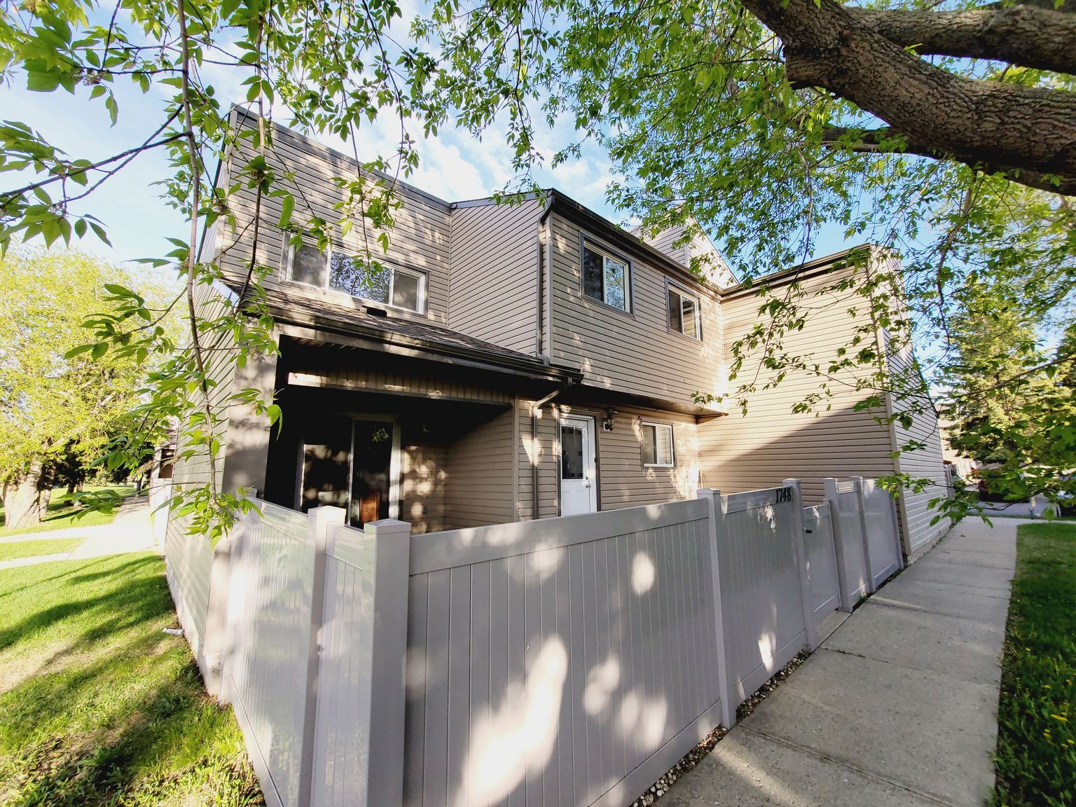 1748 Lakewood Road South NW - Photo 2