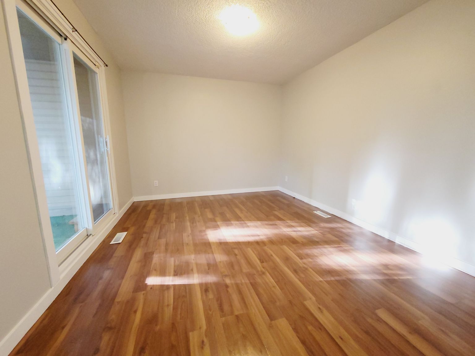1748 Lakewood Road South NW - Photo 10